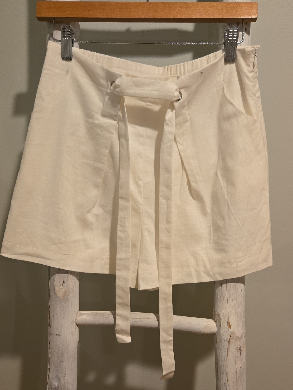 White Tie-Front Shorts. Size Medium